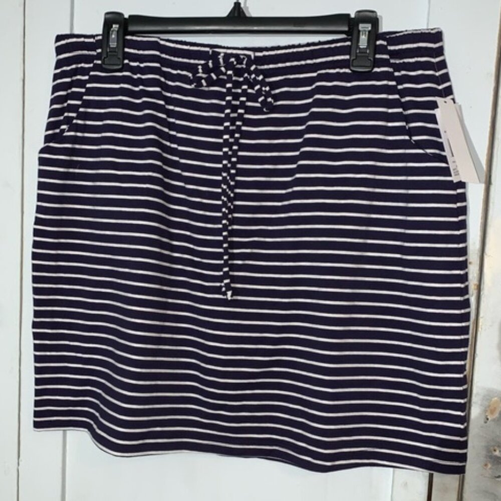 Skort - Picture 2 of 2